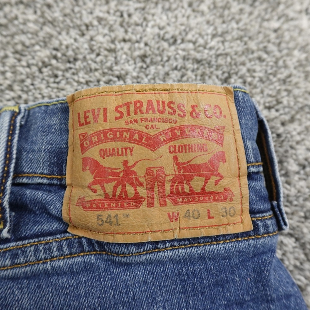 Levis Jeans Mens 40X30 Dark Blue Denim Pants 541 Athletic Taper Flex Stretch Dad - Picture 13 of 14